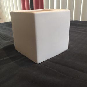 Contemporary Square Ceramic Cube Table Vase/ Centerpiece White